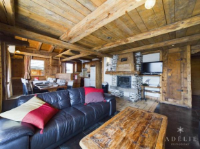 Appartement skis aux pieds 160m² pour 14 pers, 5 ch, parking, cheminée, WiFi - FR-1-398-681